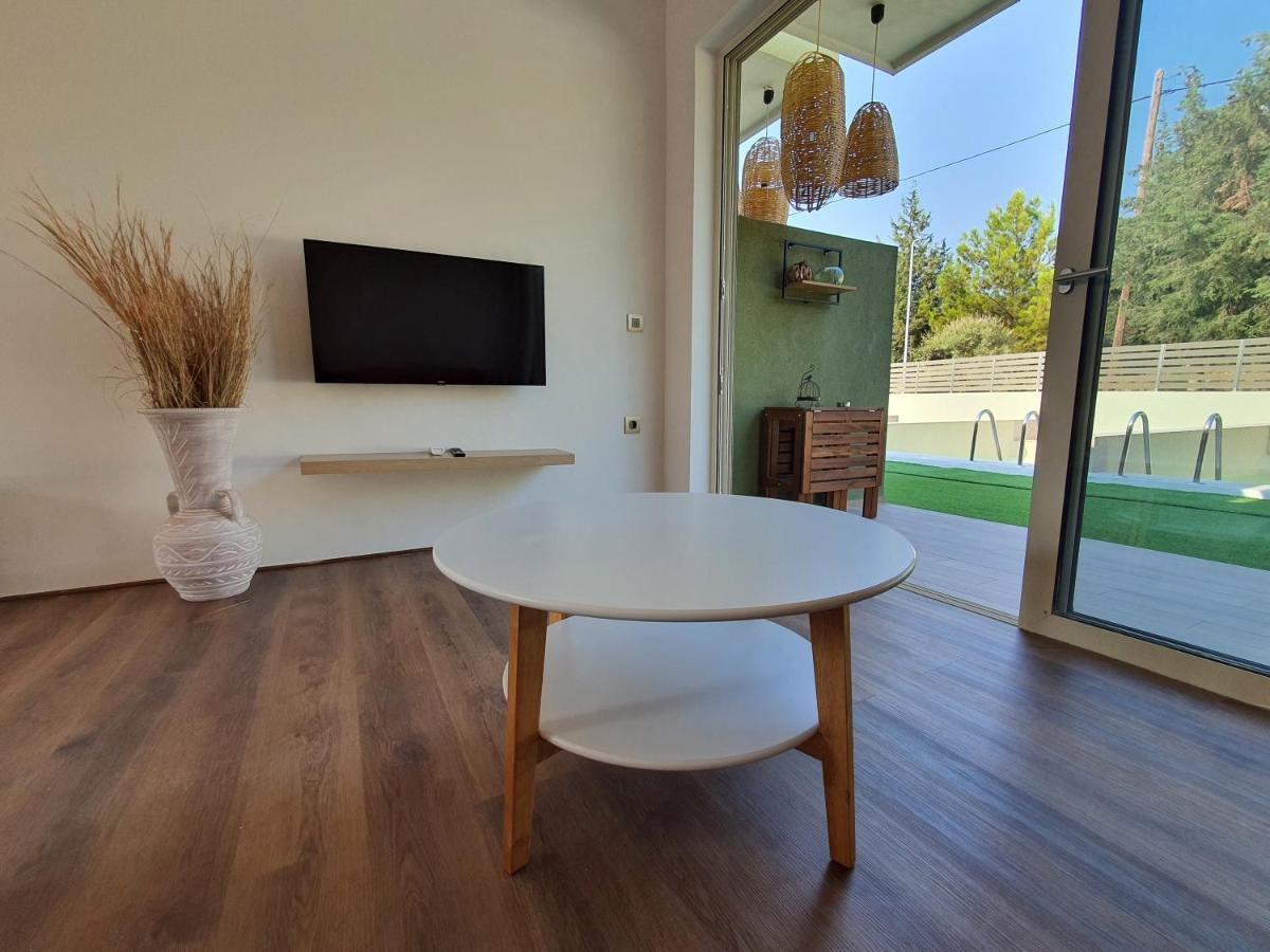 Theros Suites Хараки Экстерьер фото